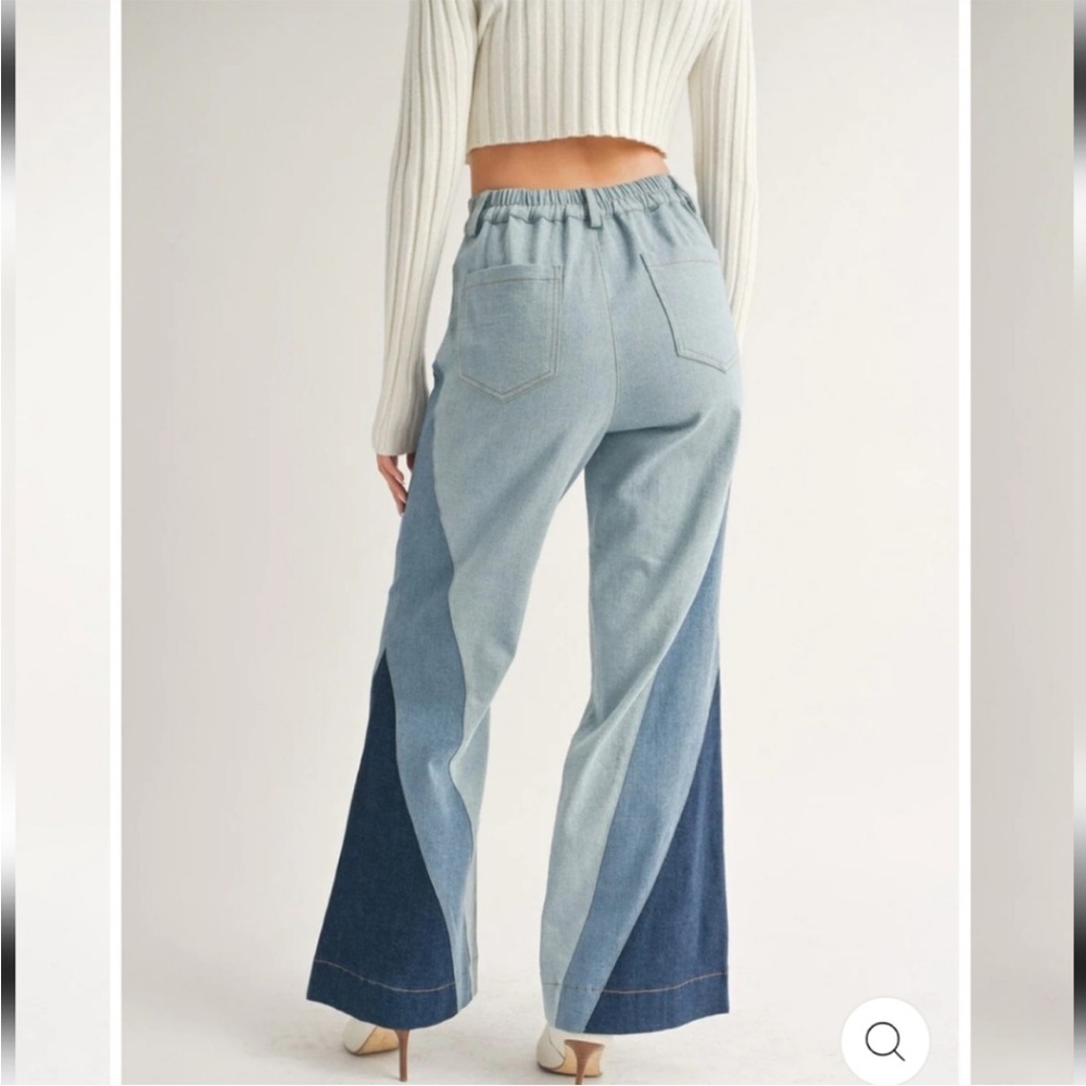 NWOT Colorblock Flare Jeans - Picture 4 of 8